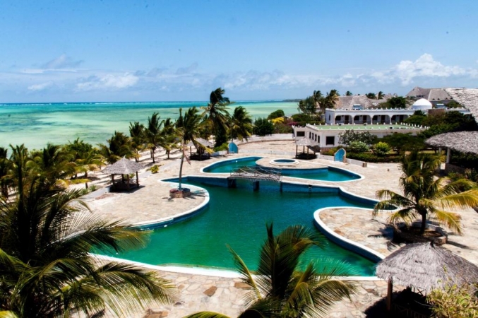 Twiga Beach Resort & SPA 