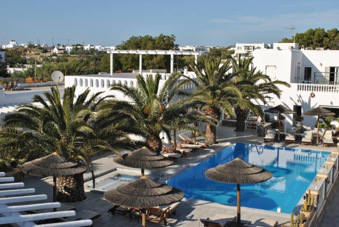 Hotel Petinaros Estero