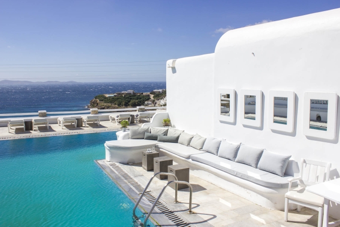 Flaskos Suites 