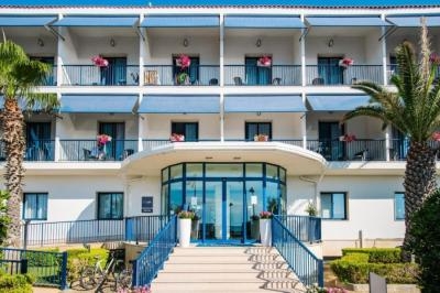 Ticho's Hotel 