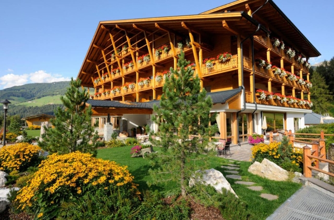 Bad Moos Dolomites Spa Resort Hotel Villaggi