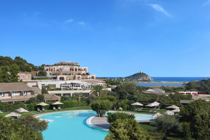 Conrad Chia Laguna Sardinia Mare Italia