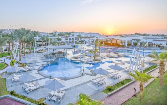Jaz Sharm Dreams Estero