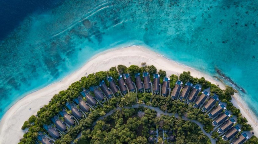 Furaveri Island Resort & Spa - photo 1